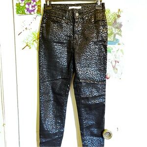 Vintage Levi Pant leopard print Size 25